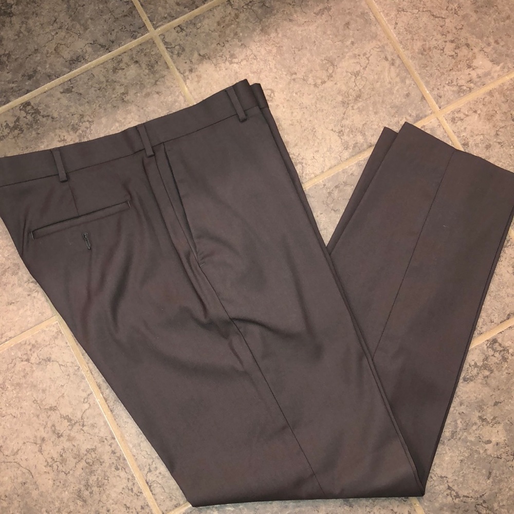 Men’s tapered dress slacks. 38x32